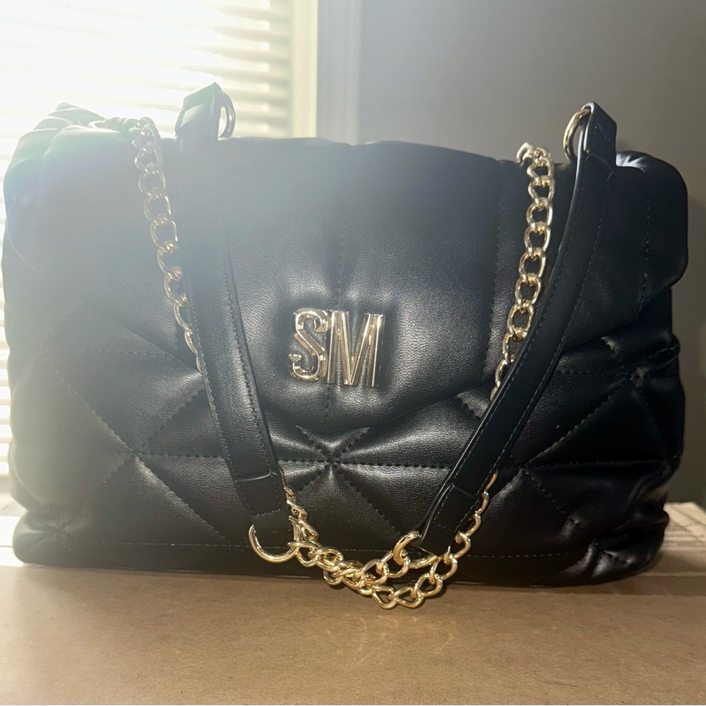 Black Quilted Handbag with Gold Chain